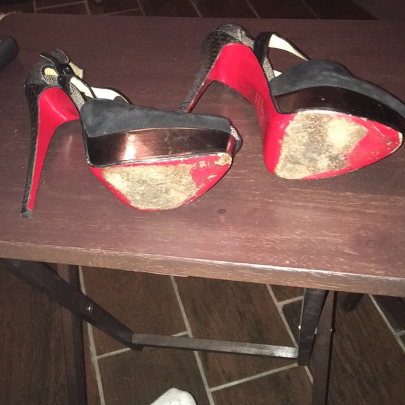 christian louboutin - Picture 5 of 5